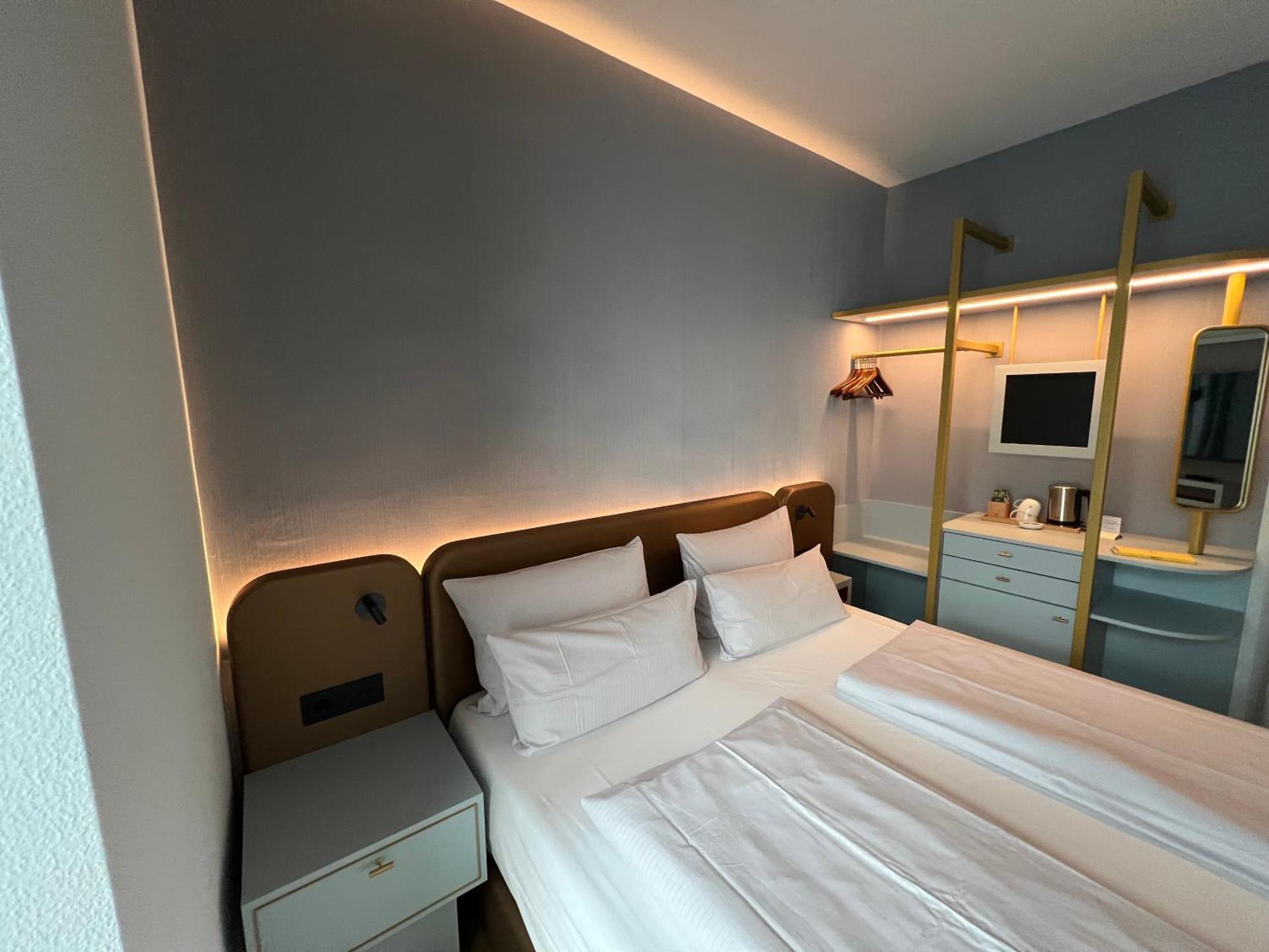 Lint Hotel Koeln Екстер'єр фото