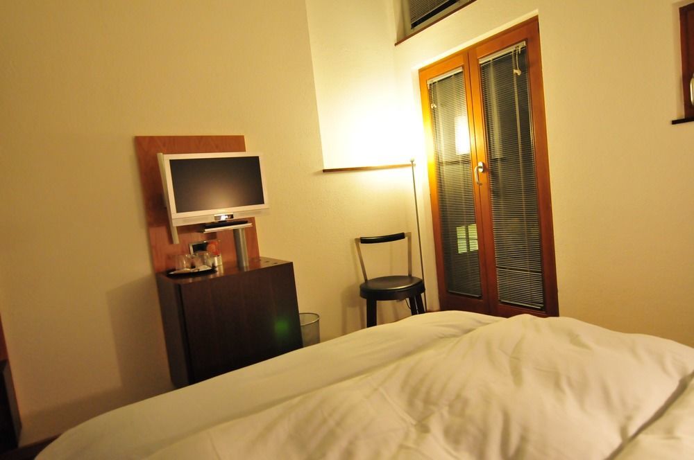 Lint Hotel Koeln Екстер'єр фото
