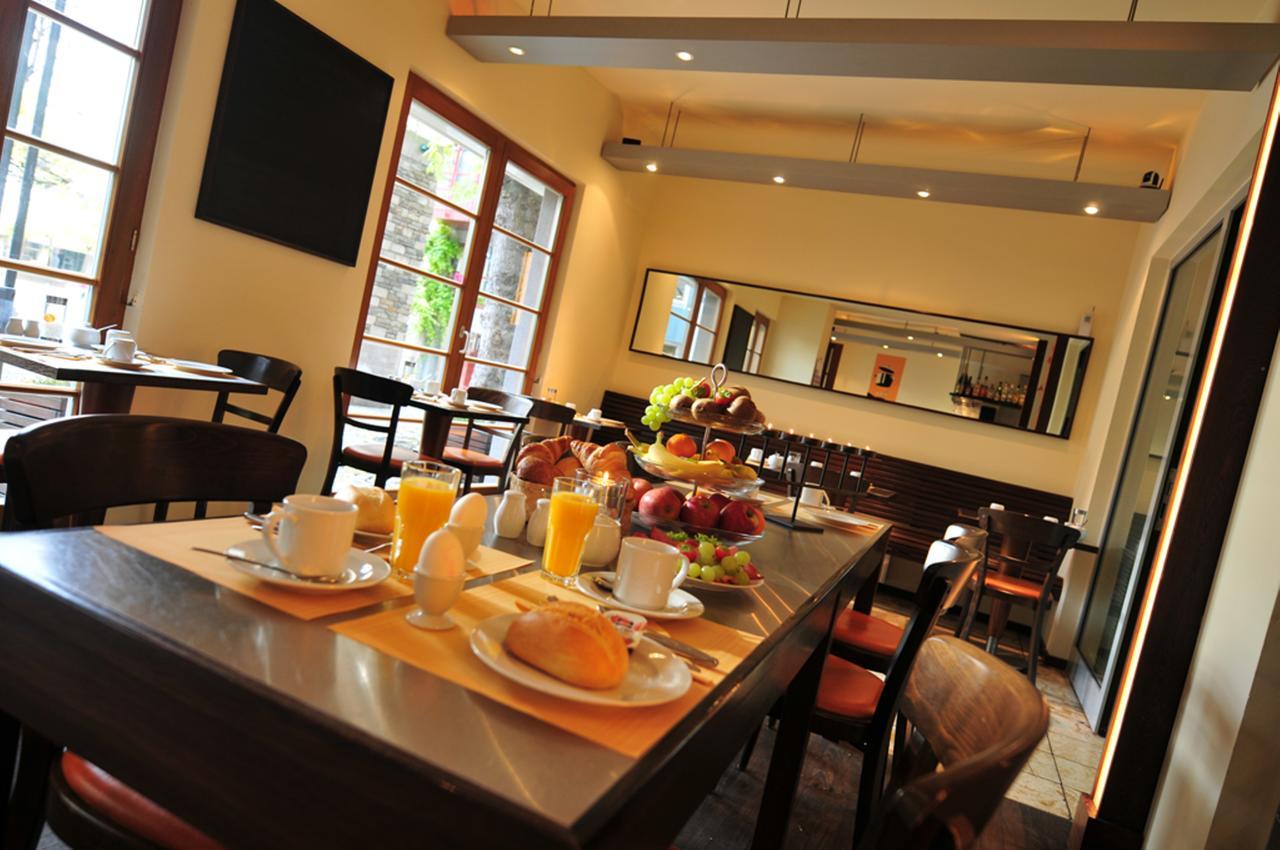 Lint Hotel Koeln Екстер'єр фото