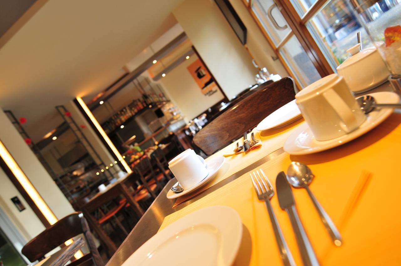 Lint Hotel Koeln Екстер'єр фото